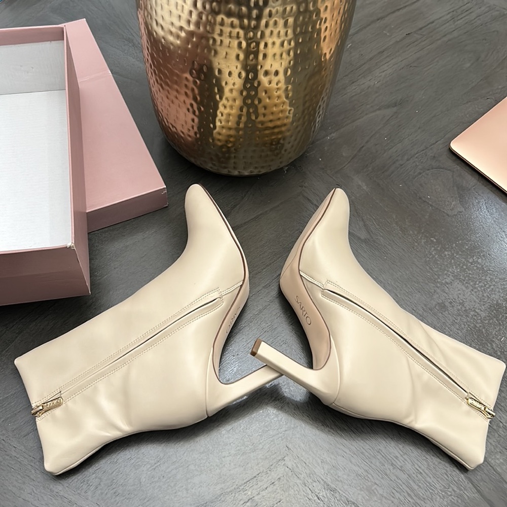Franco Sarto  A-Calliebty Booties - Picture 9 of 14